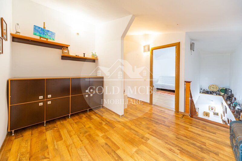 Pipera vila parter si etaj